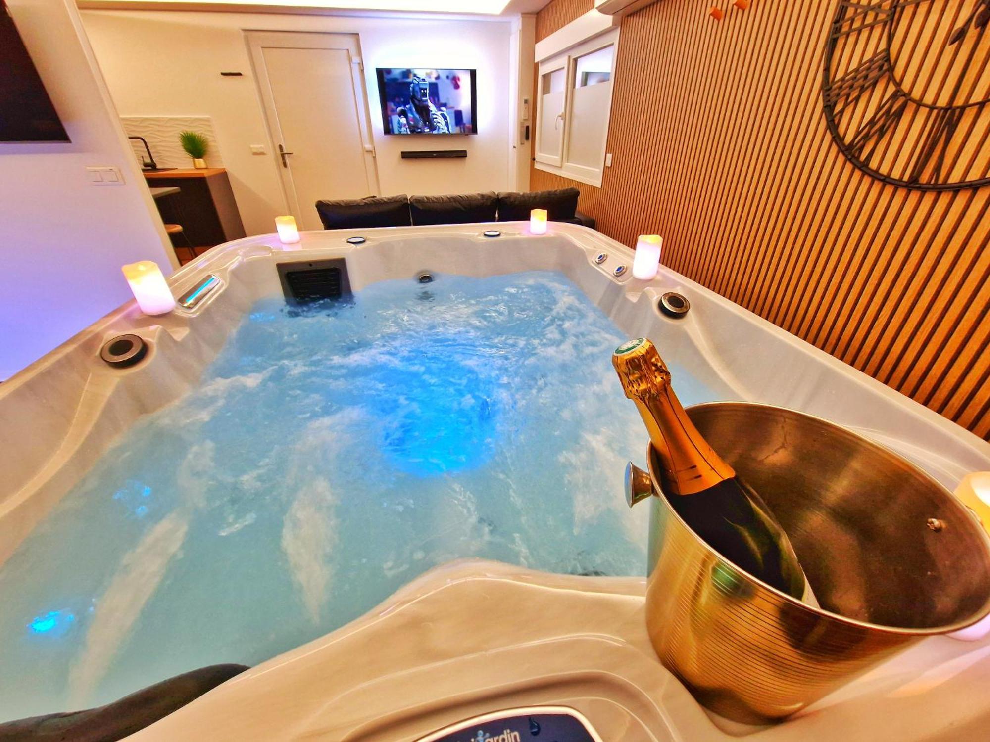 Relax Spa-4 Pers-Jacuzzi-Parking-Jardin-Clim-Colmar Muntzenheim Εξωτερικό φωτογραφία